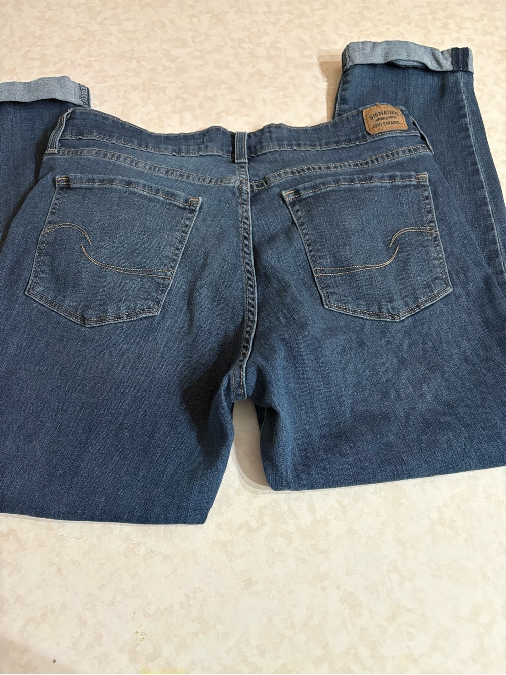 Signature by Levi Strauss Dark Indigo mid rise boyfriend crop size 14